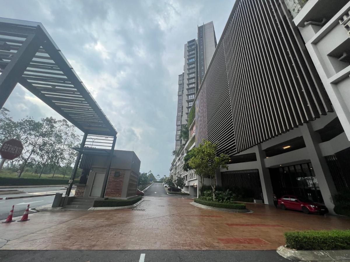 Mucihome Clio 3R2B, Putrajaya Condo Near To Ioi City Mall, Alamanda, Hospital Serdang, Wetland Studio Kru Dll- Non Smoking Home For Malaysian Only المظهر الخارجي الصورة